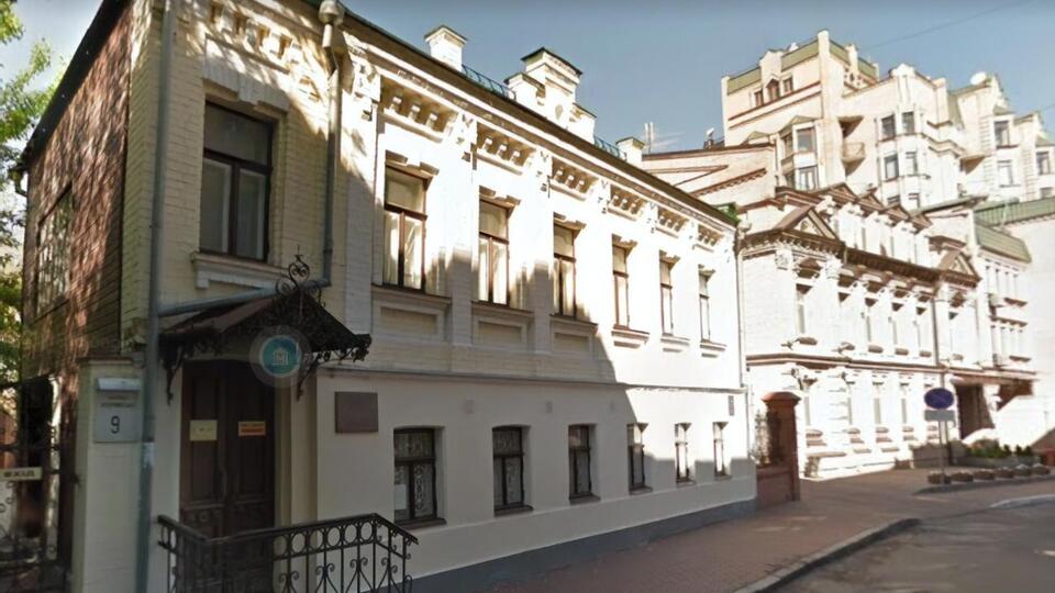 Музей находится на улице Кудрявской