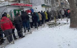 Очереди за продуктами в Херсоне. Март 2022 года