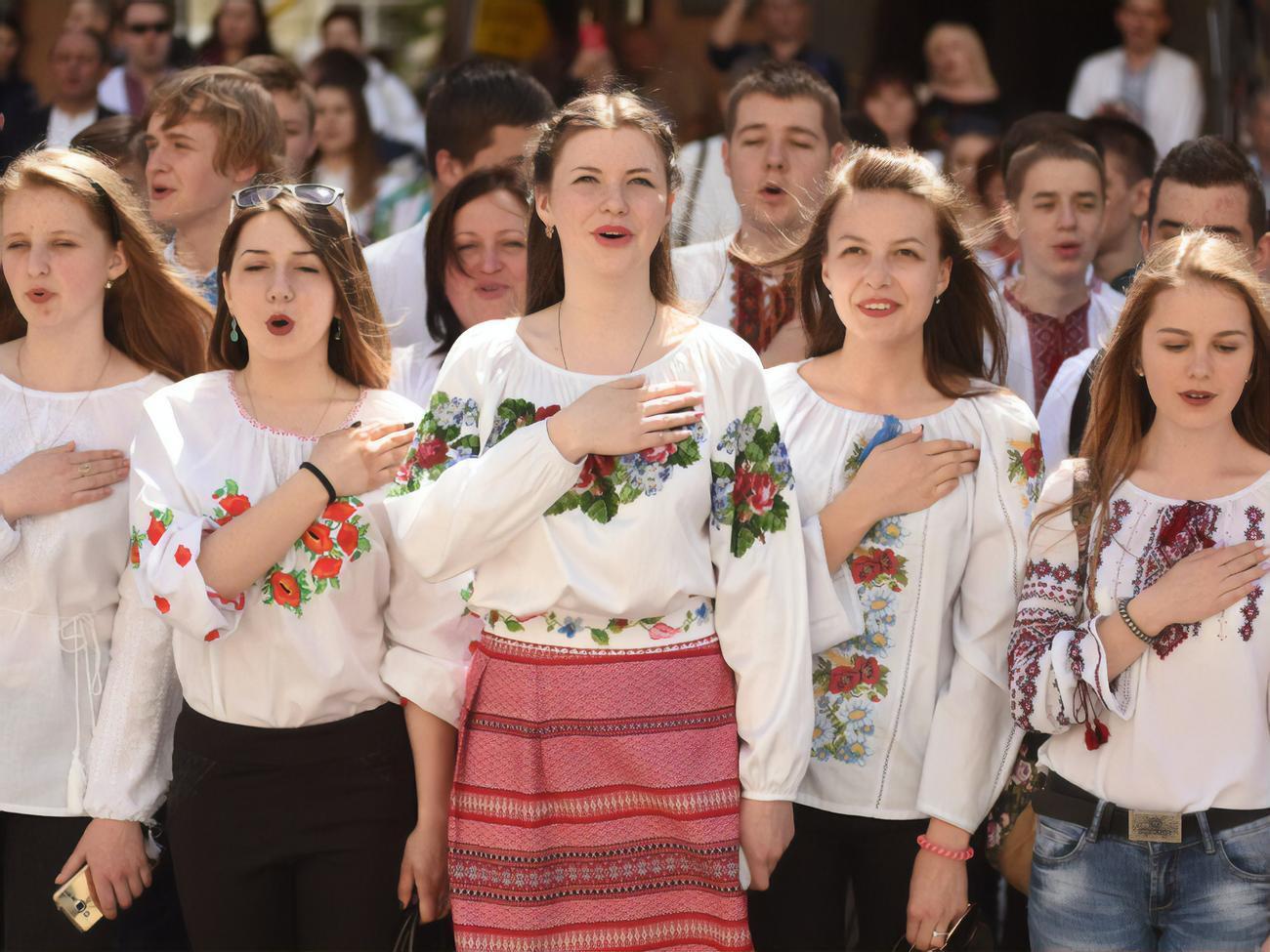 Державний гімн України закріплено законодавчо – у Конституції України