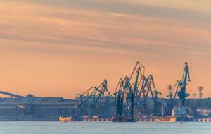 Українська влада неодноразово заявляла про саботаж Росією роботи "зернового коридору"