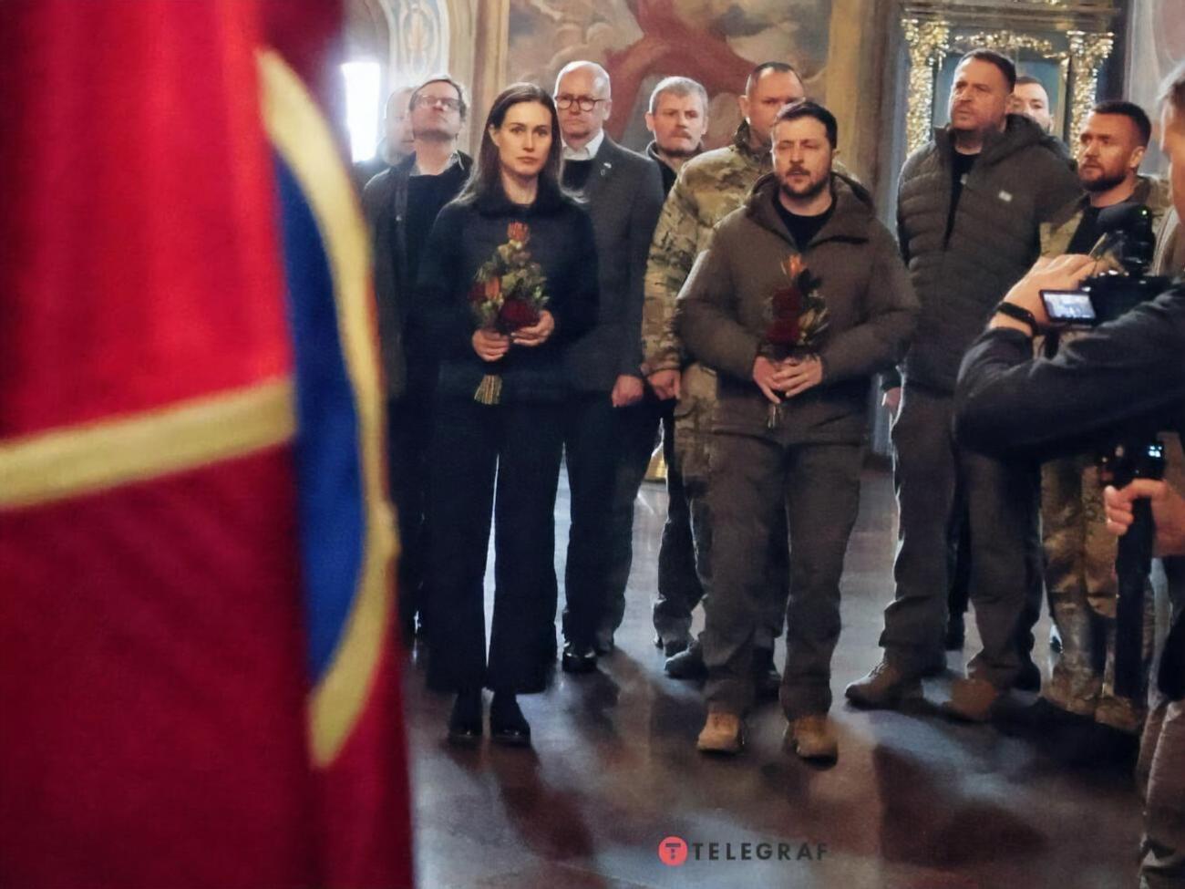Санна Марін і Зеленський у Михайлівському соборі на прощанні з Да Вінчі