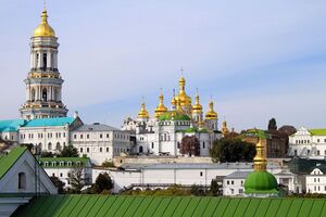 По словам Ткаченко, с сегодняшнего дня будут работать созданные заповедником рабочие группы по инвентаризации имущества Лавры