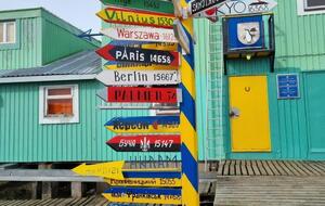 На указателе декоммунизировали Кировоград на Кропивницкий и дерусифицировали транслитерацию Винницы и Одессы