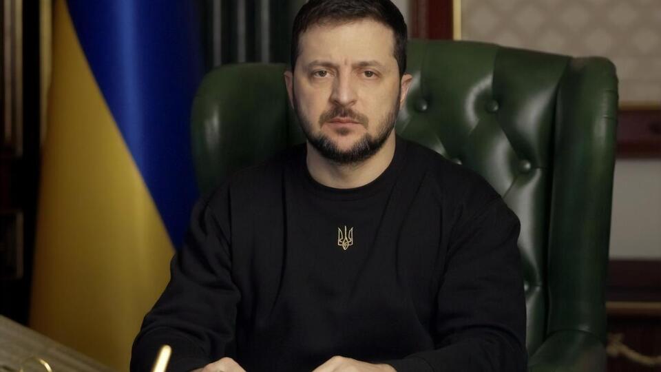 Зеленский: Развалины, обломки и воронки от снарядов в земле – это автопортрет России