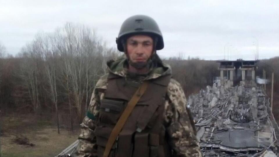 СБУ провела ряд экспертиз для установления личности погибшего военного