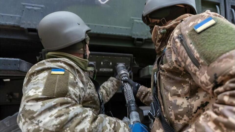 Українські ракетники й артилерія атакували позиції та пункт управління армії РФ