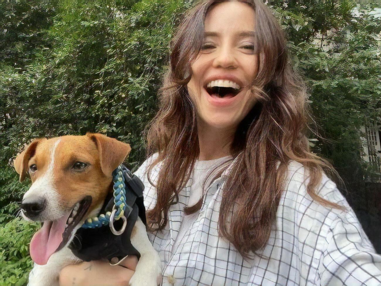 Дорофеева показала фото с псом Патроном