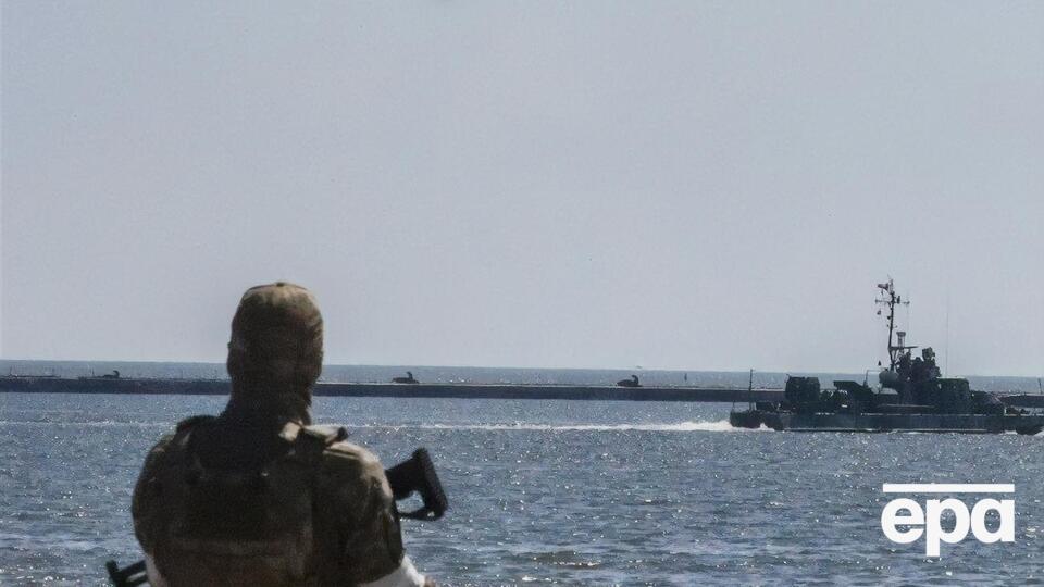 За даними української розвідки, російські військові готуються до активної оборони півострова