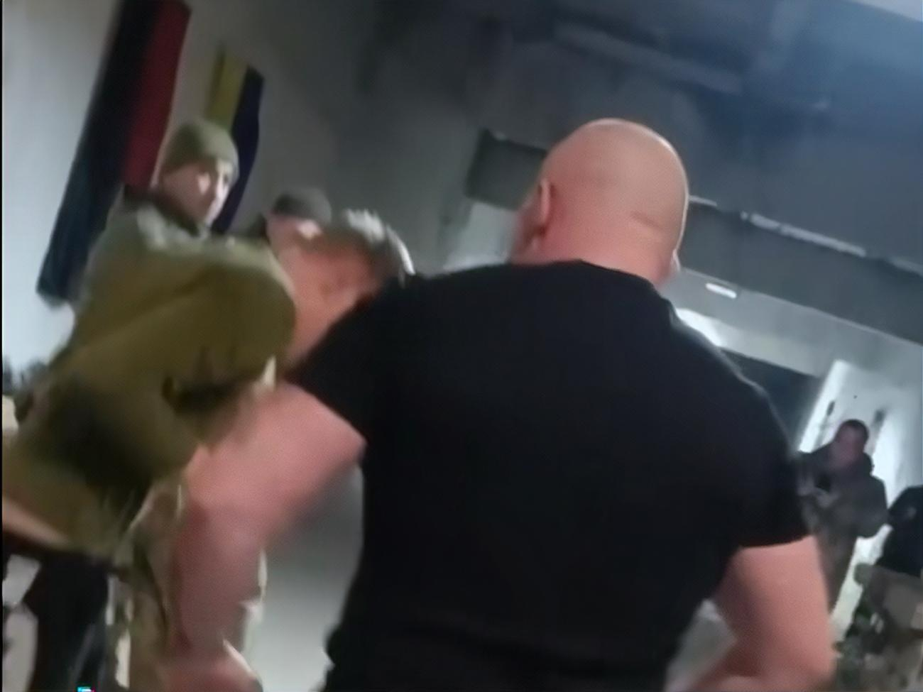 Після публікації відео побиття військовослужбовця у соцмережах ДБР розпочало розслідування