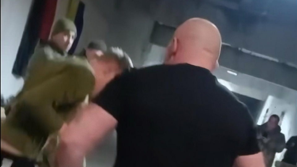 Після публікації відео побиття військовослужбовця у соцмережах ДБР розпочало розслідування