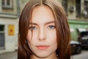 Дочь Кравец находится в украинской столице