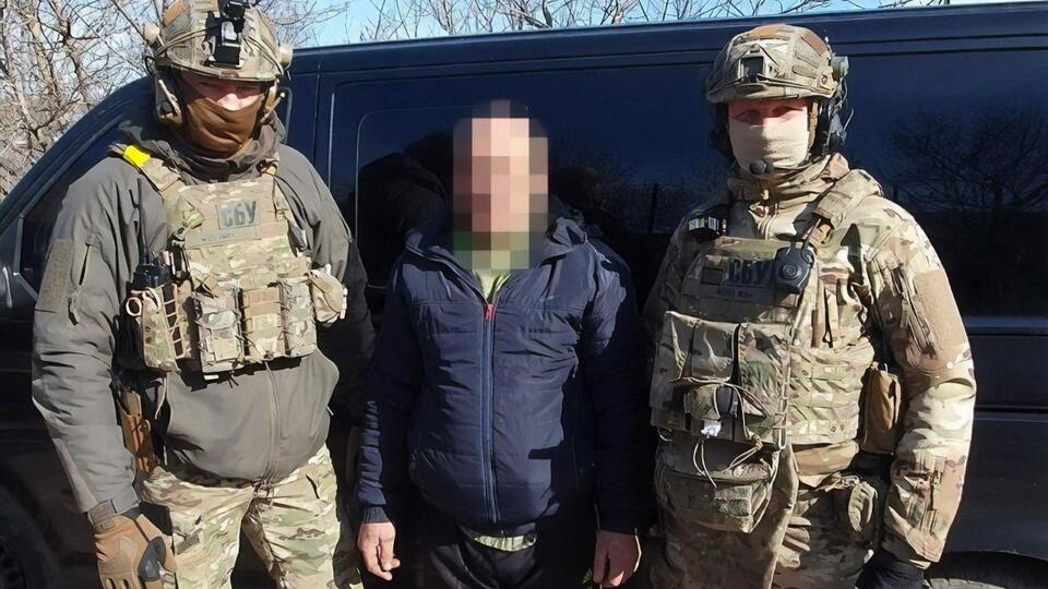 За інформацією СБУ, після звільнення Херсона фігурант заховався у Вінницькій області під виглядом переселенця
