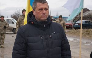 Кузьменко отметил, что первые документы были подписаны только в апреле