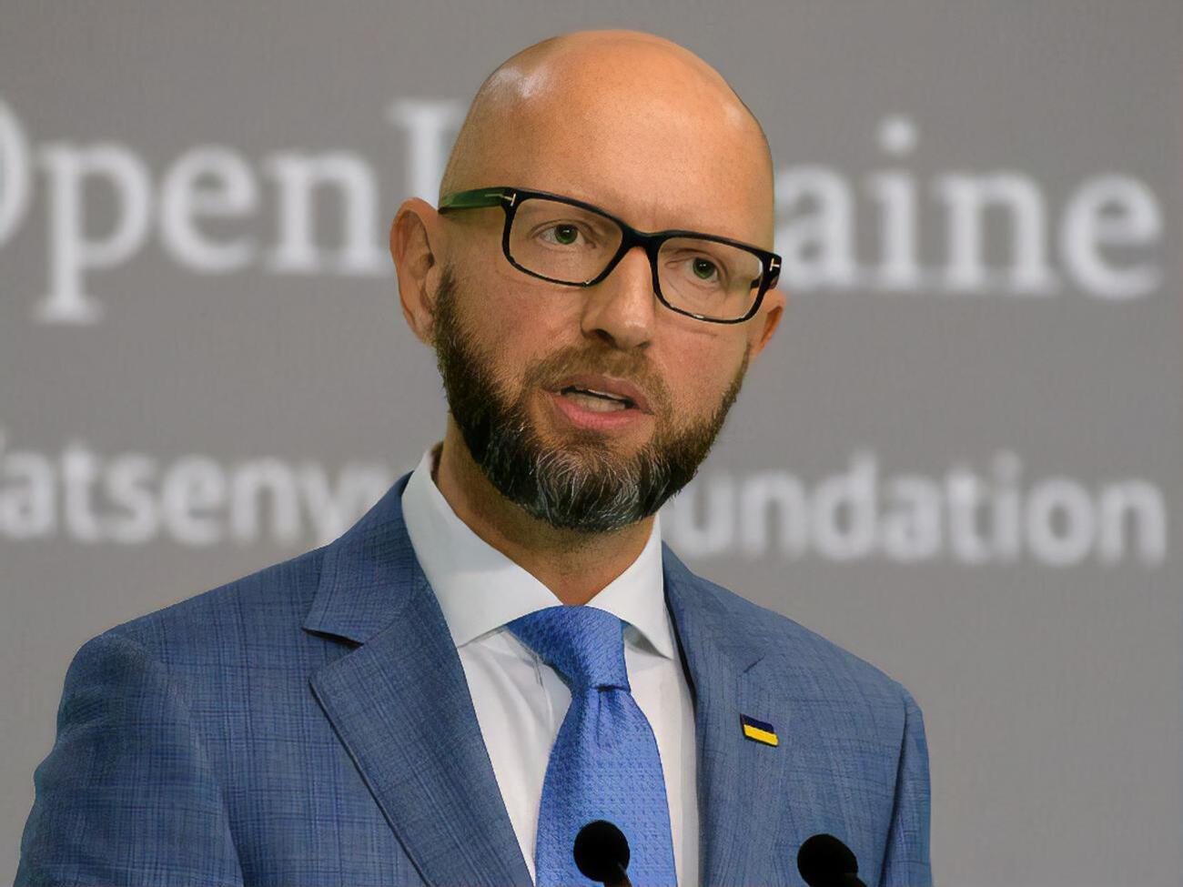 Яценюк:&nbsp;Украина за последний год провела самую большую демобилизацию и демилитаризацию в истории России