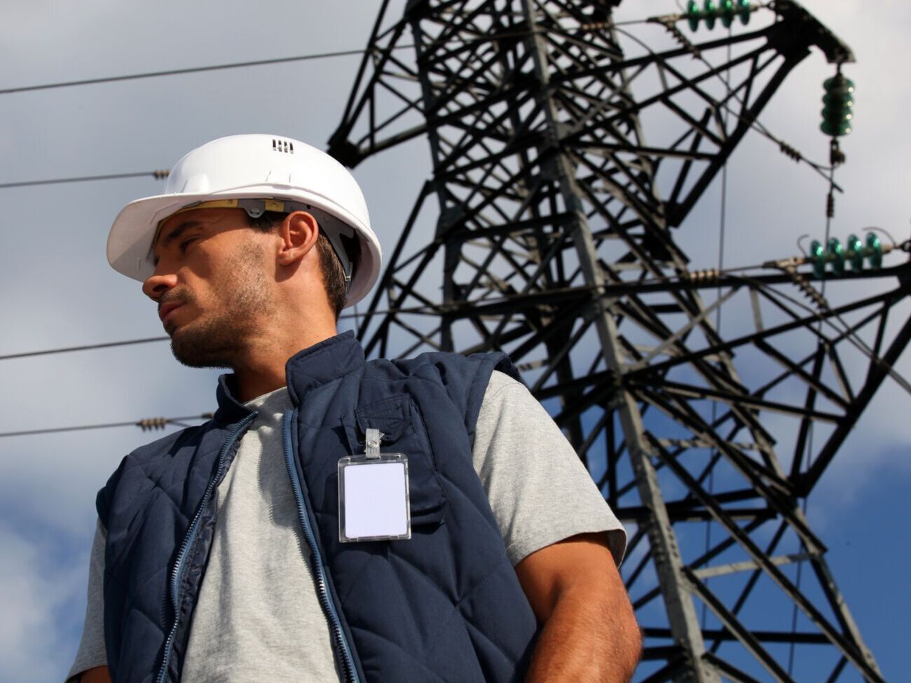 Фактически на всей свободной территории Украины обеспечиваются энергетические потребности населения, отметил Зеленский