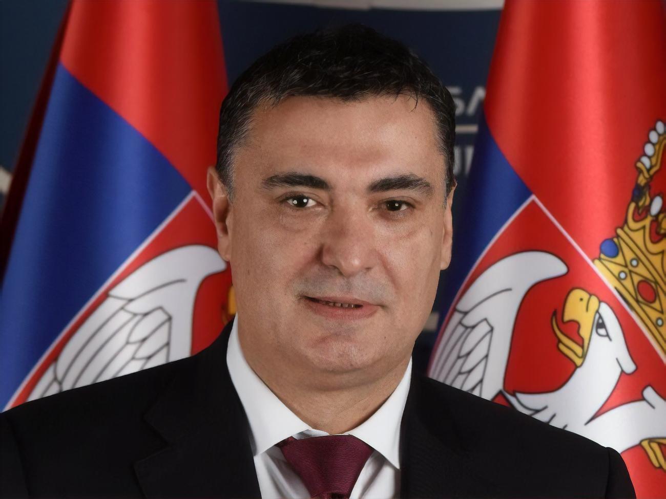 Раде Баста призвал правительство Сербии сделать заявление о санкциях против РФ
