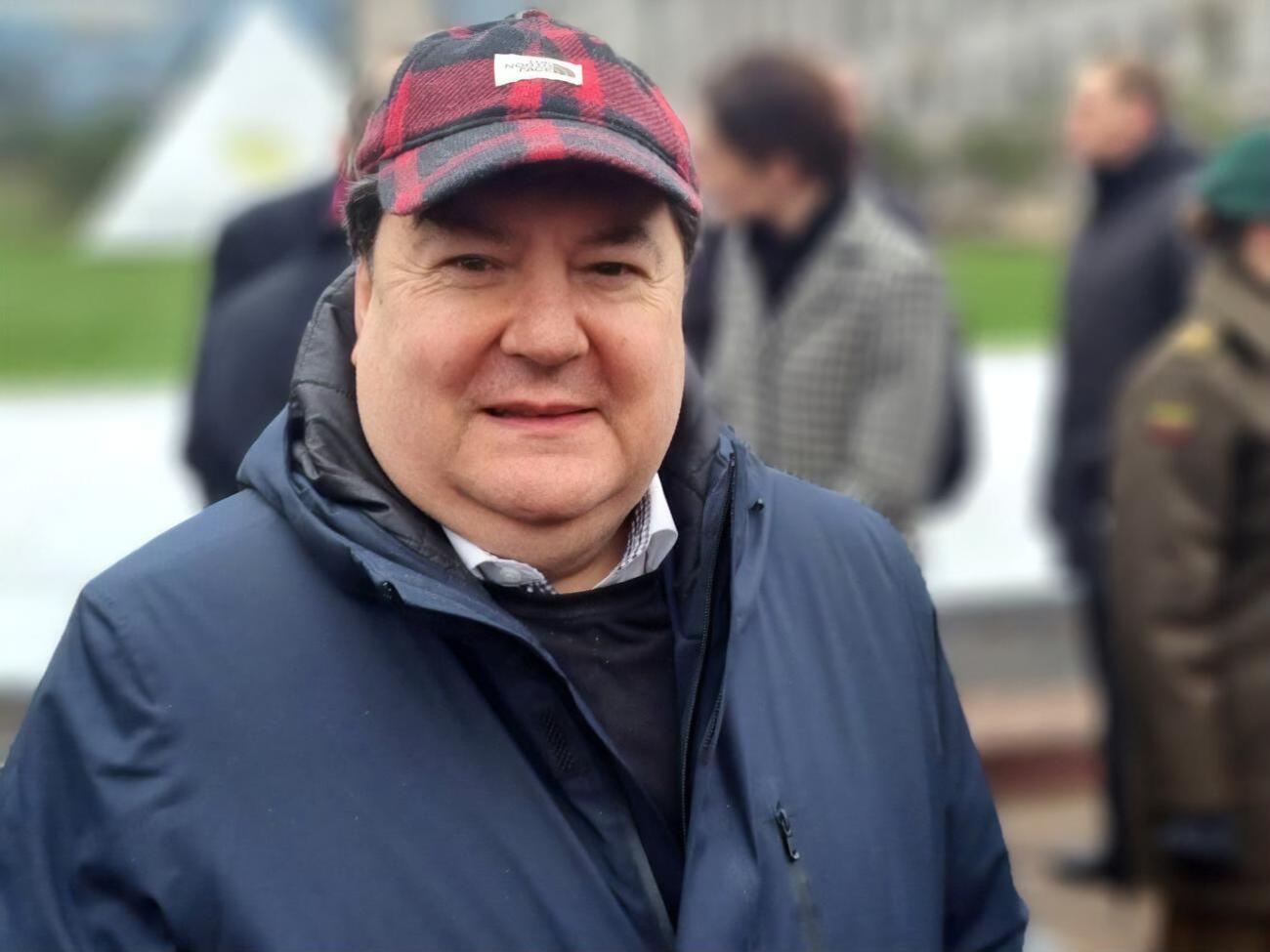 Зингерис: Мы с утра до вечера молимся