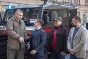 Кличко подякував керівництву O&H Venari, міністерству оборони Люксембургу і представникам люксембурзької неприбуткової організації LUkraine