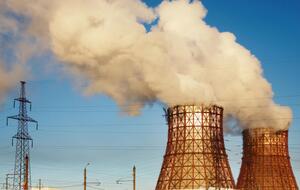 Риски при подготовке к следующему отопительному сезону прежде всего касаются финансов, отметил директор энергетических программ Центра Разумкова