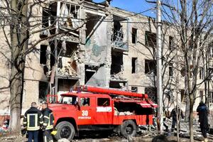 Российские оккупанты ударили ракетой по центру Краматорска утром 14 марта, сообщали в Донецкой ОВА