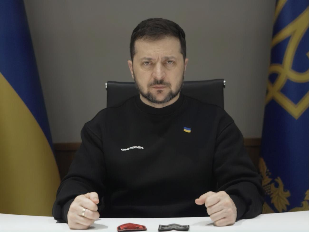 Зеленский еще раз подчеркнул единодушие украинских властей и военного руководства в необходимости усиливать оборону Бахмута