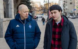 Некоглай в інтерв'ю Гордону зізнався, що не пам'ятає, як це – жити з батьками
