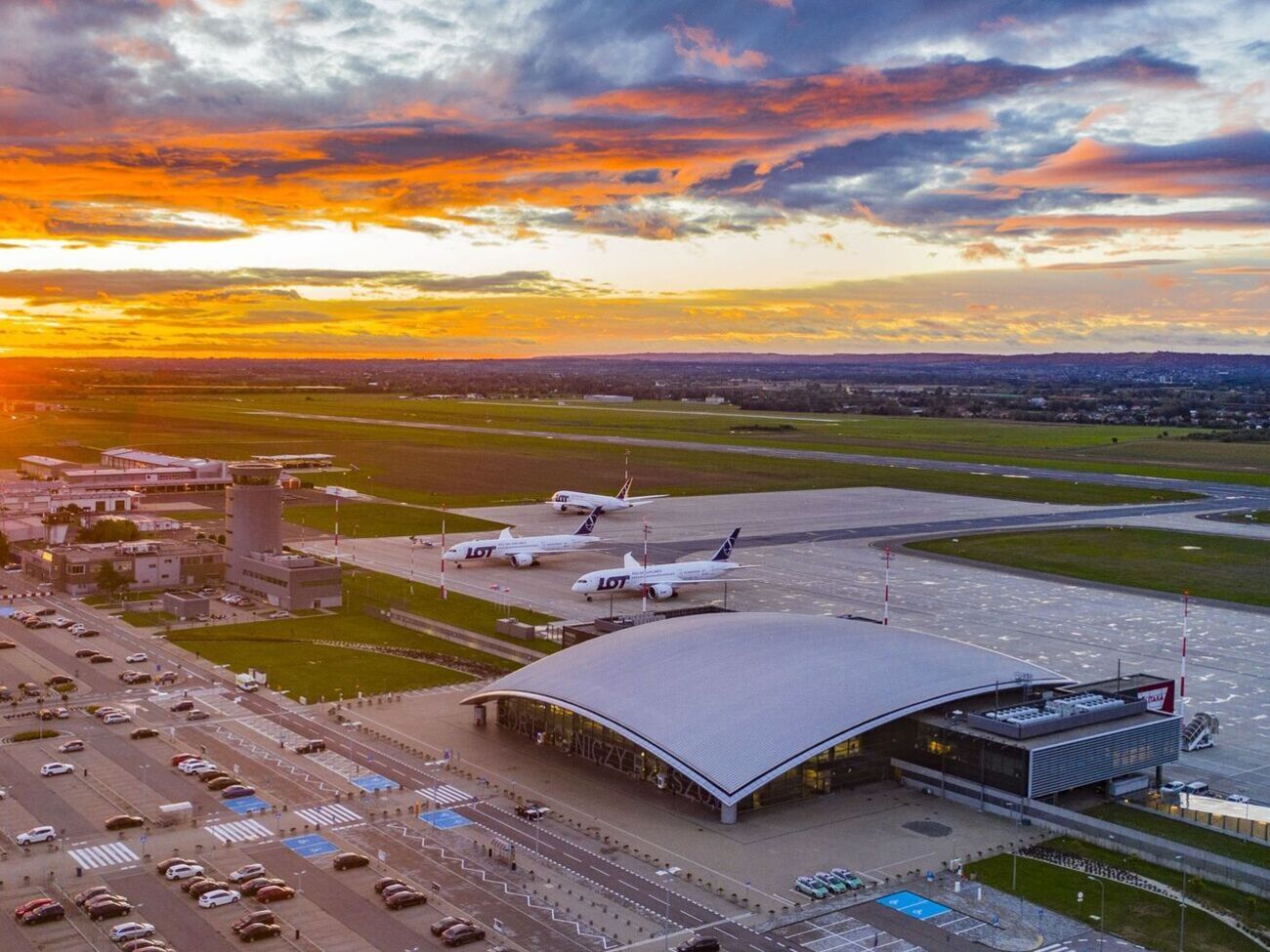Спецслужбы обнаружили камеры в том числе недалеко от аэропорта, через который, по данным&nbsp;RMF 24, идет военная помощь Украине