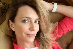 Боржемська: Приємного дня, друзі. Як ваш настрій?