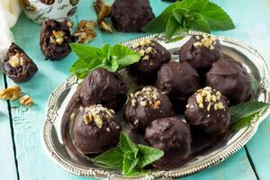Натуральные конфеты – полезный и вкусный десерт