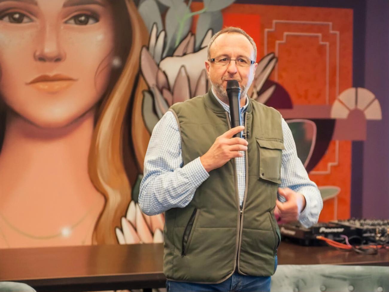 Александр Соколовский: Что мешало Минсоцу с начала года запустить тендерные процедуры хотя бы на 50&minus;70 тысяч беби-боксов?&nbsp;