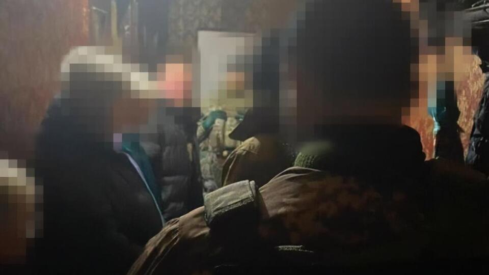 По данным СБУ, контрразведчики задержали женщин во время выполнения ими разведывательной задачи