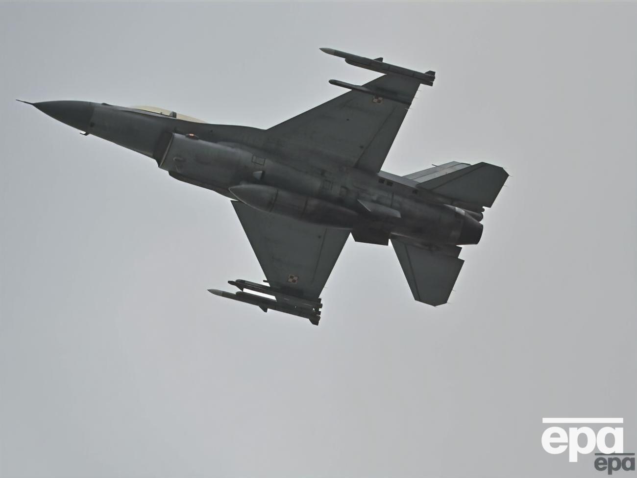 Украине для успешного выполнения задач нужны самолеты класса F-16, заявили в ВС ВСУ