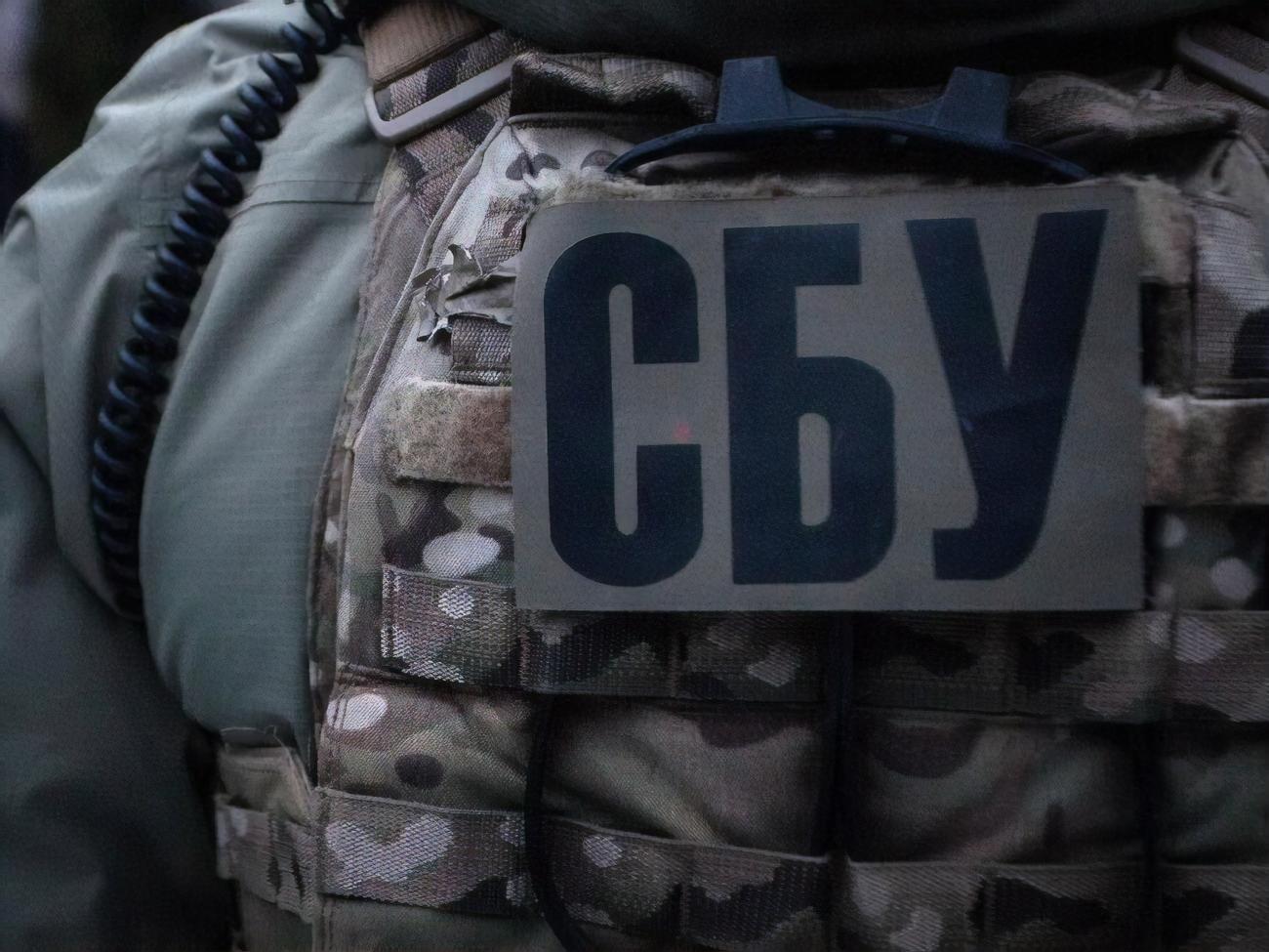 СБУ затримала підозрюваного під час спроби поширити закриті відомості