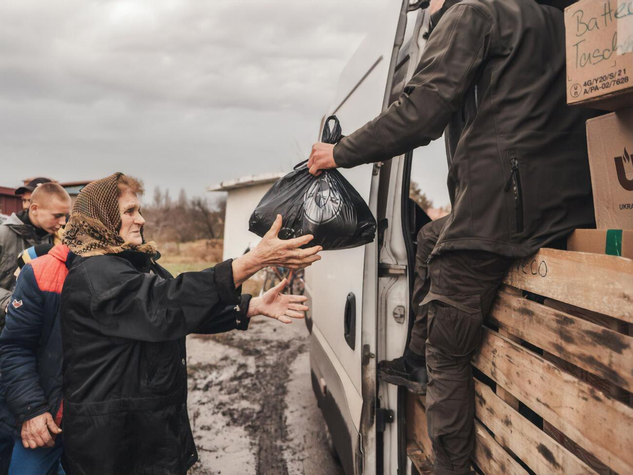 На платформе собраны все ключевые службы, предоставляющие украинцам психологическую, юридическую и социальную помощь