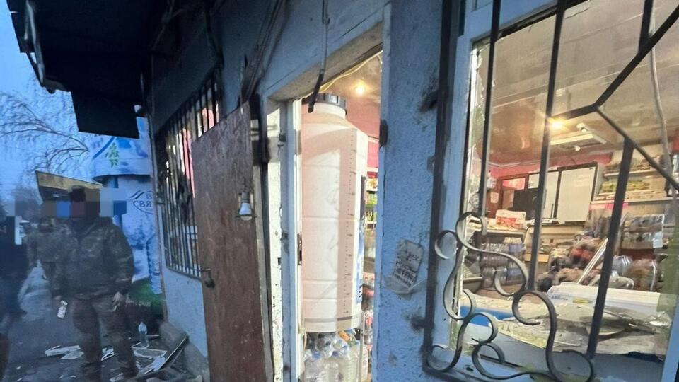 Росіяни двічі за день завдали ударів по Костянтинівці з "Ураганів" касетними боєприпасами, зазначили в Донецькій ОВА