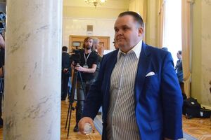 За версією слідства, Пашковський навмисне не вказав у декларації за 2020 рік відомості про квартиру вартістю приблизно 2 млн грн