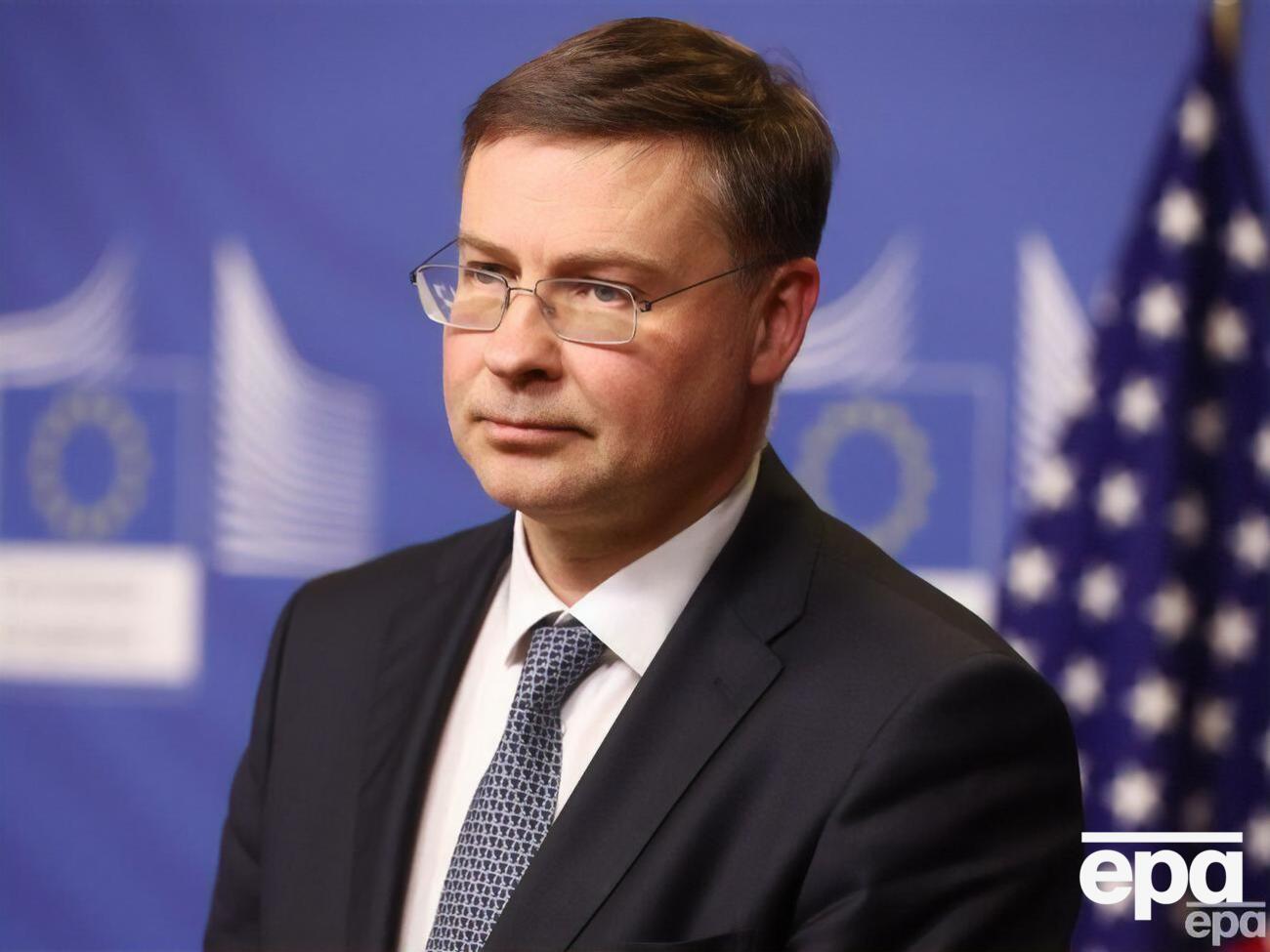 Домбровскіс: ЄС підтримує Україну всім, що їй необхідно для перемоги в цій війні