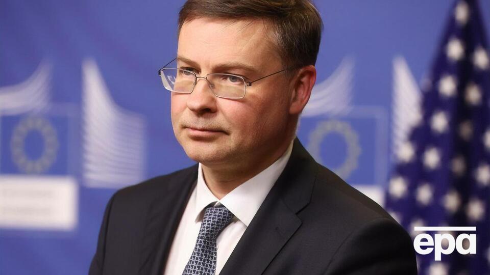 Домбровскис: ЕС поддерживает Украину всем, что ей необходимо для победы в этой войне