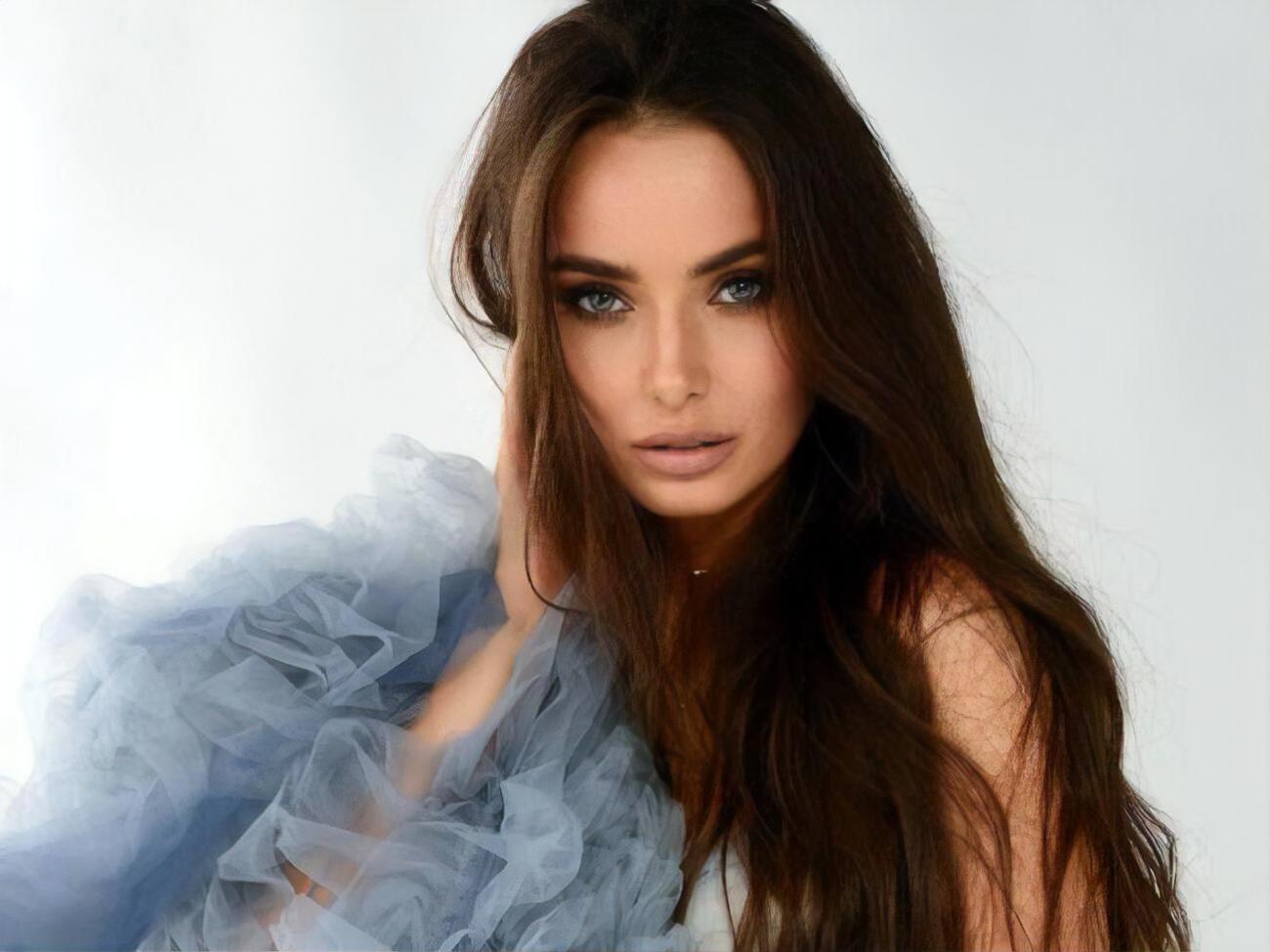 Мішина оприлюднила ню-відео