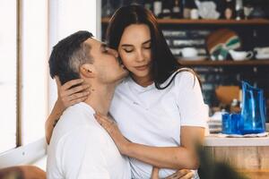 Кот: Не треба думати, що це якась її проблема чи моя проблема. Це наша проблема