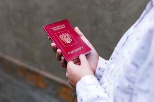 В МИД Украины заявляли, что РФ занимается насильственной ассимиляцией украинцев, принудительно навязывая им гражданство России