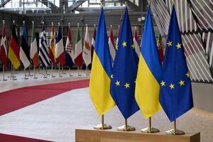 За чотири дні після початку повномасштабного вторгнення РФ Україна подала заявку на вступ до ЄС за спеціальною процедурою