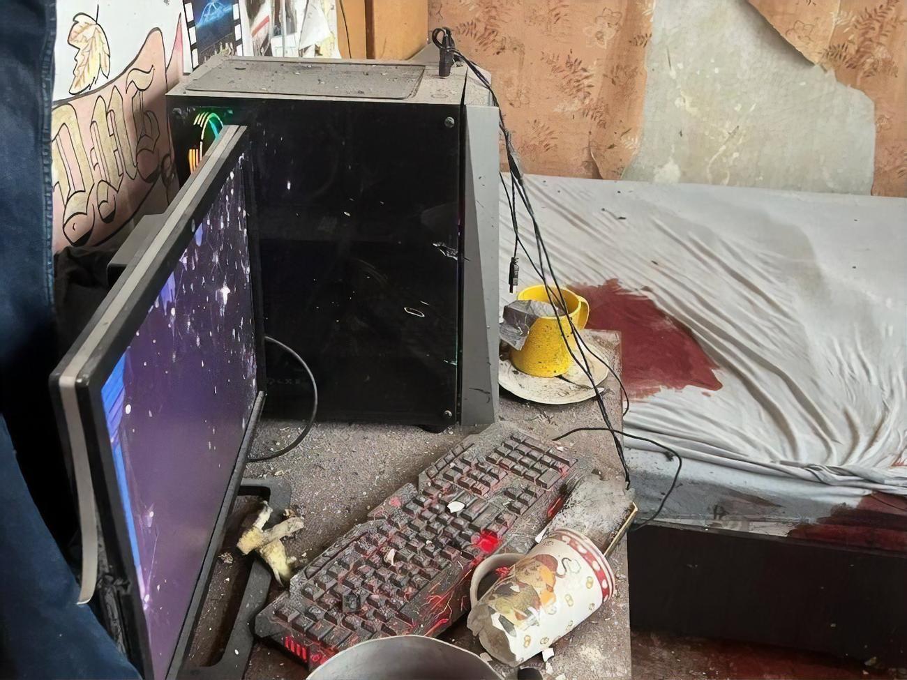 Взрывом человеку разнесло левую руку