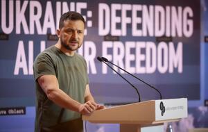 Зеленський вислухав звіти про ситуацію на різних напрямках фронту