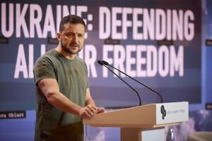 Зеленський вислухав звіти про ситуацію на різних напрямках фронту