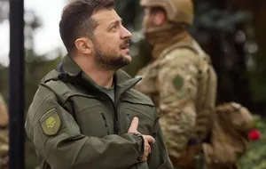 Зеленський подякував військовим на передовій за "філігранне знищення ворога в районі Бахмута" і "відчутний "мінус" у ворога на херсонському й запорізькому напрямках"