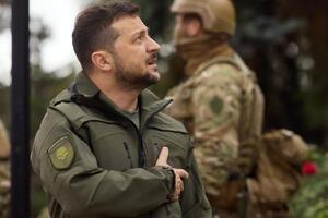 Зеленський подякував військовим на передовій за "філігранне знищення ворога в районі Бахмута" і "відчутний "мінус" у ворога на херсонському й запорізькому напрямках"