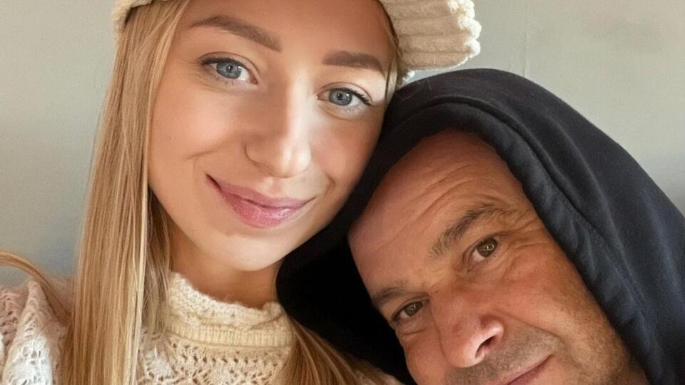 Репяхова о муже: Идет работать на кафедру эстрадного вокала