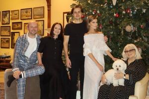 Теща Євдокименка (праворуч) померла 17 березня