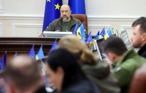 "Транспортный безвиз" – "неотъемлемая часть" интеграции Украины с ЕС, отметил Шмыгаль